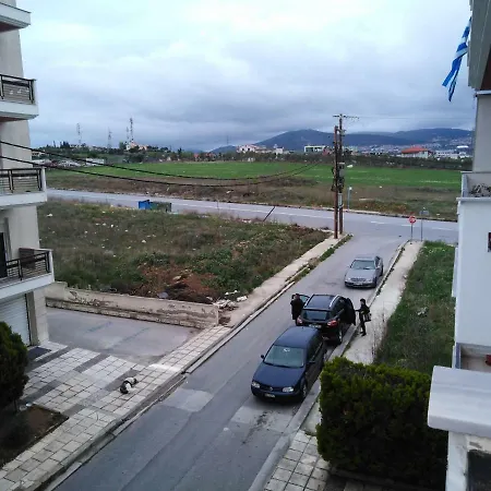 Small House In North Euosmos * Thessaloniki